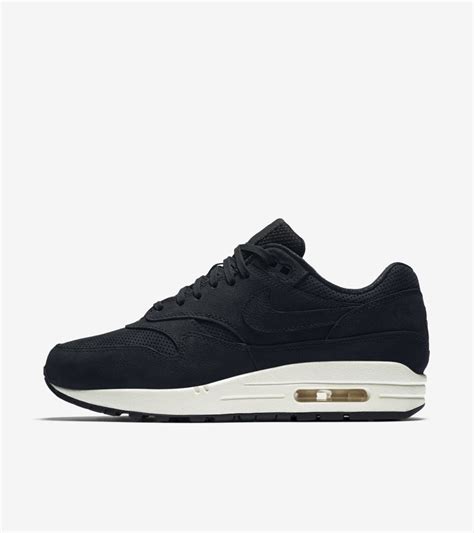 nieuwste dames nike air max zwart|Nike Air Max 1 Damesschoenen.